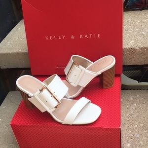 Cute summer white heels SUPER COMFORTABLE